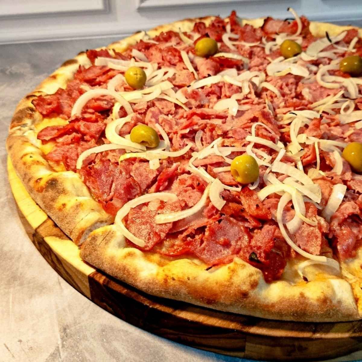 Pizza da ReStart Pizzaria pronta para entrega
